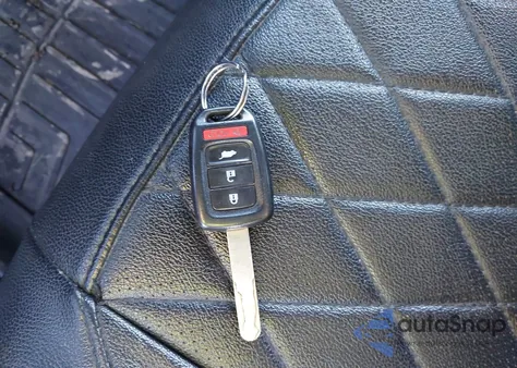 2019 Honda Civic Sport z USA, uszkodzony, nr VIN SHHFK7G45KU228388